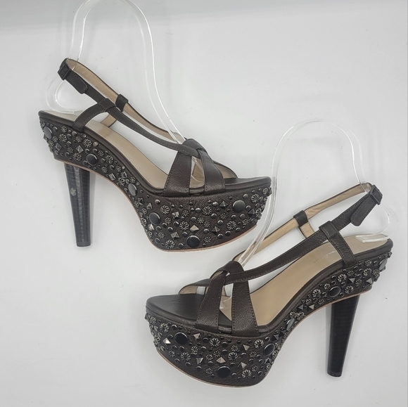 NWOB BCBGMAXAZRIA studded heels size 38 - Picture 5 of 16